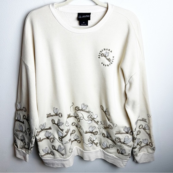 Wizarding World Harry Potter winged keys crewneck sweatshirt size: L